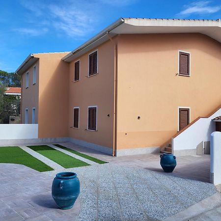 Casa Vacanza Boi-Dessena Cala Liberotto Exterior photo