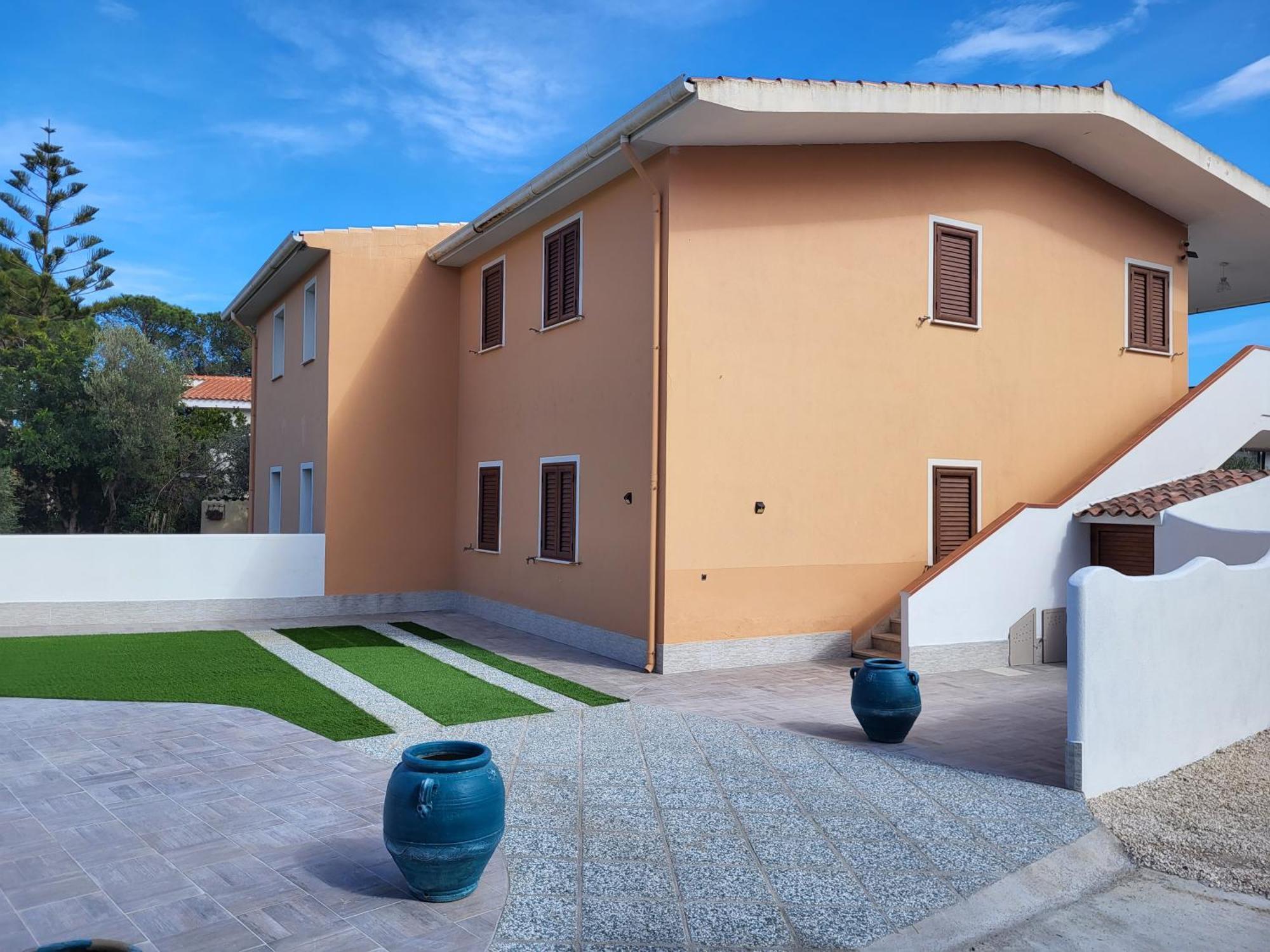 Casa Vacanza Boi-Dessena Cala Liberotto Exterior photo